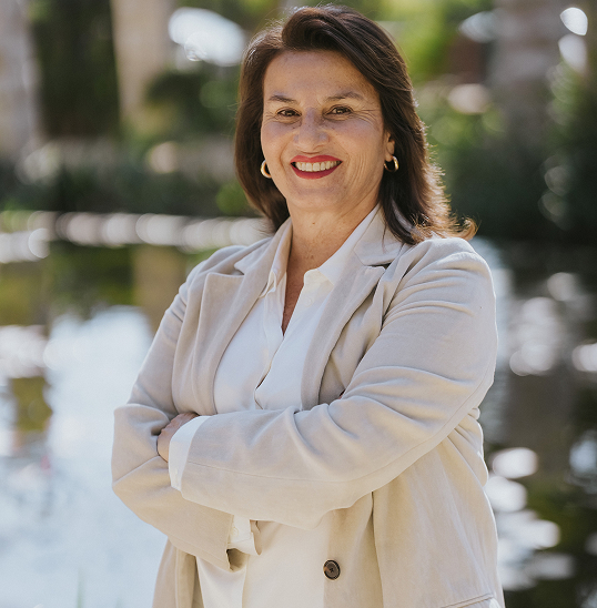 Ronit Hayon Dowek - Founder & CEO